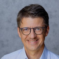 Bild Prof. Dr. Bernhard Bleyer