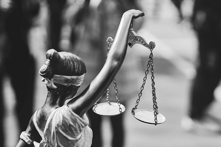 Justitia Statue