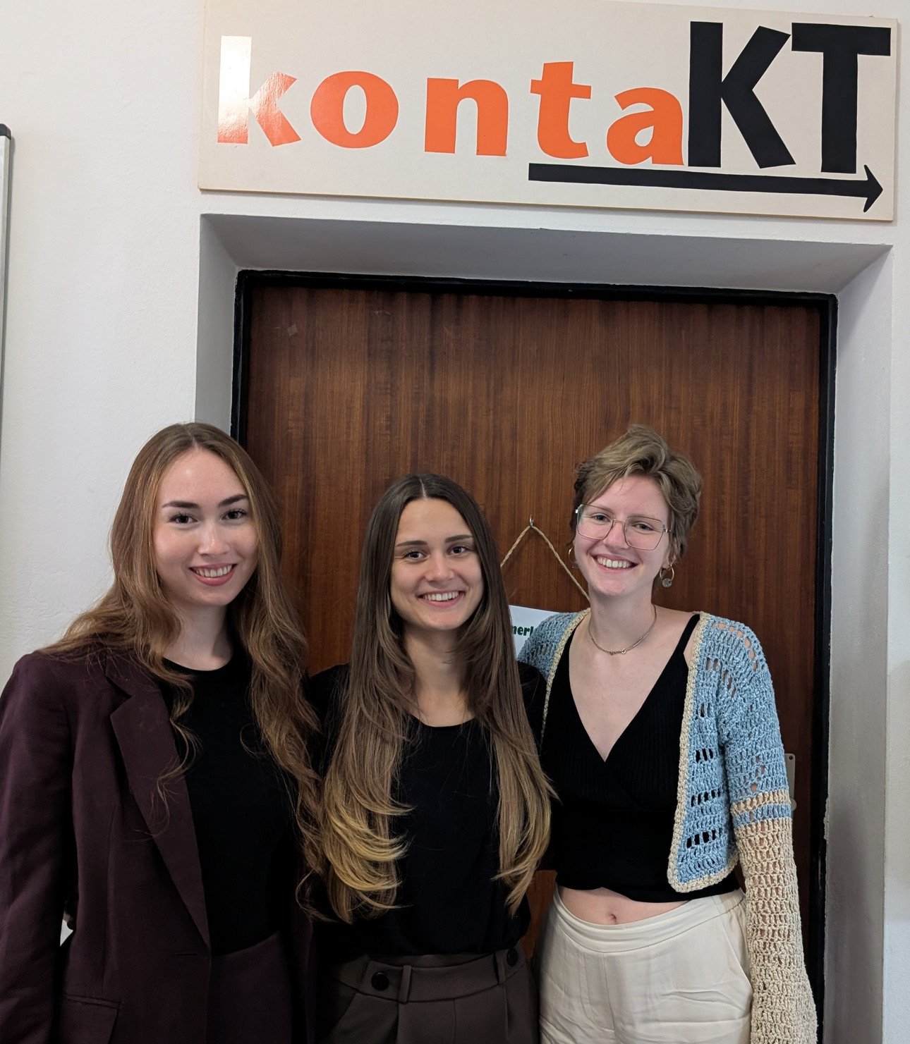 Die Vorstandschaft: Hanna Leitl (links), Elisabet Plail (Mitte), Anna Sammer (rechts)